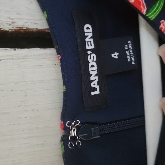 Lands' End Size 4 Floral Dress - Picture 3 of 5